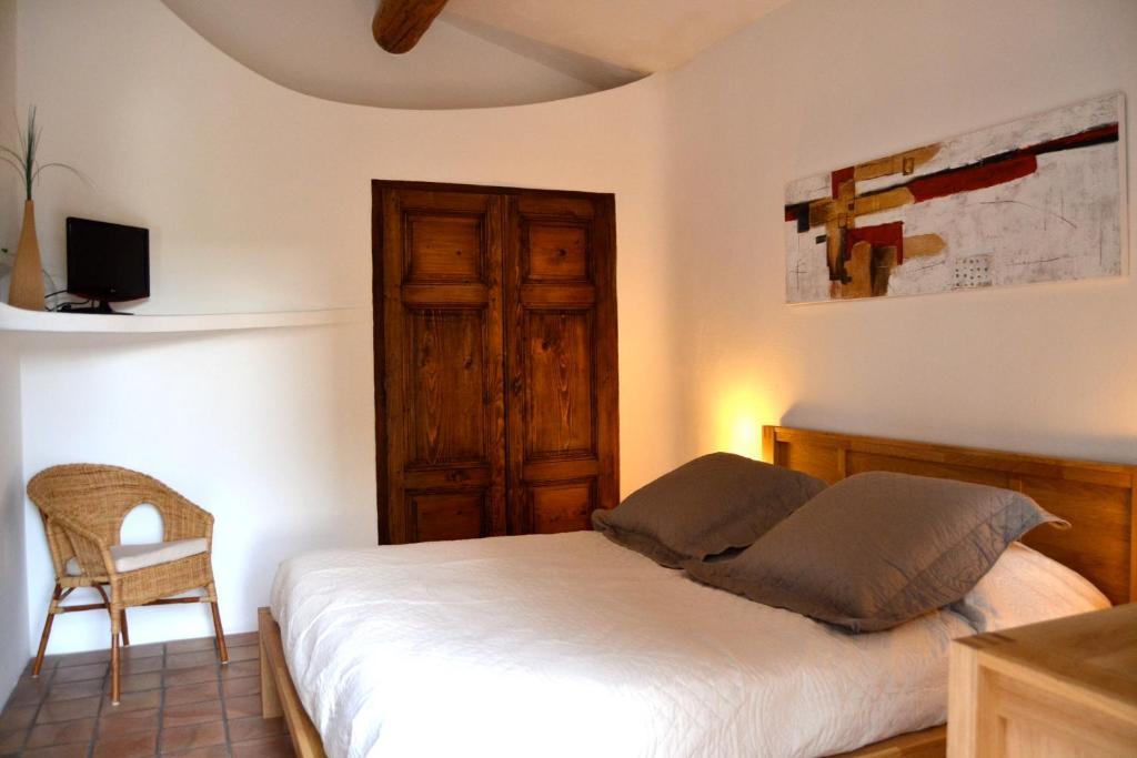 Auberge D'Anais Entrechaux エクステリア 写真
